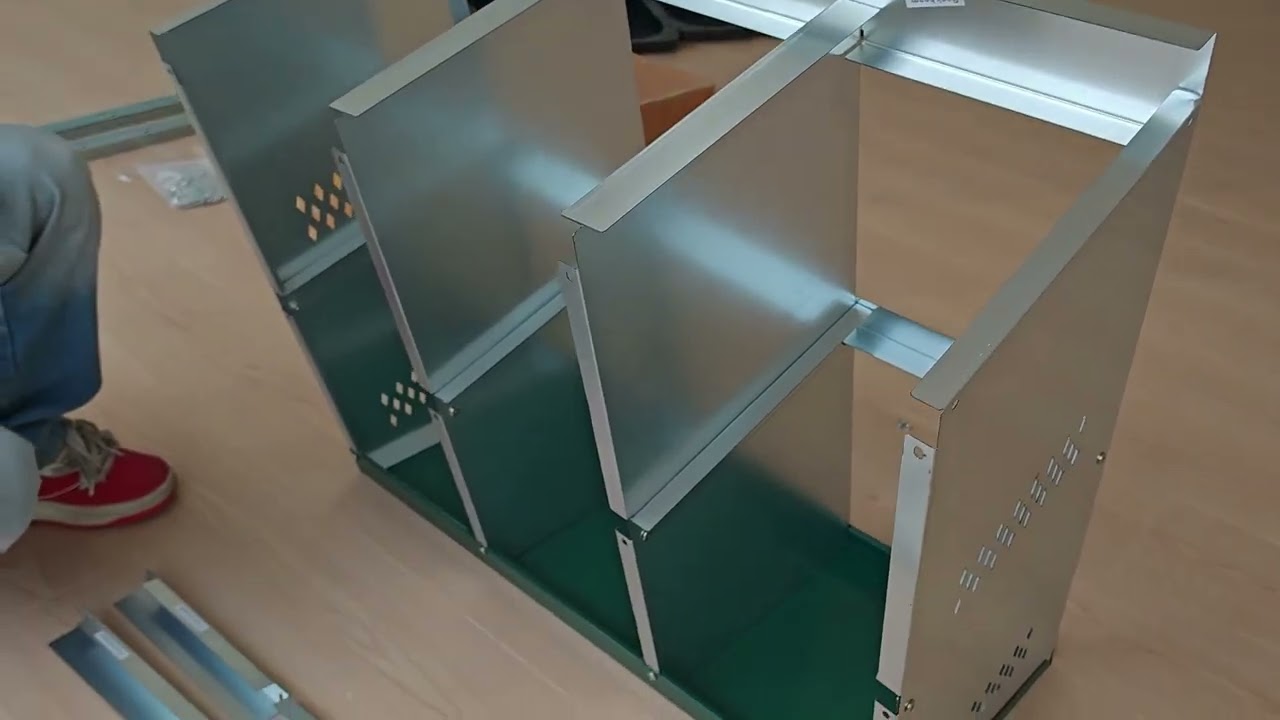 6 Hole chicken nesting box installation