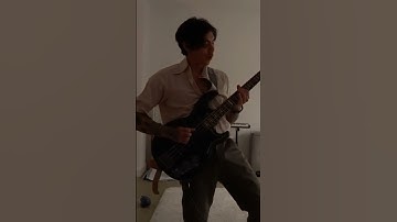 Thumbnail of DPR IAN playing bass at his home 🔥🎸#dprian #shorts #bass #ian #music