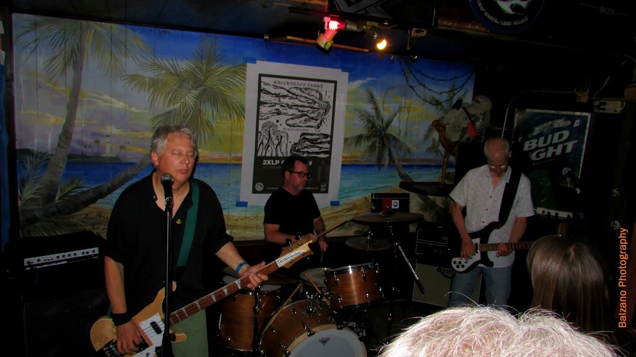 100 flowers live at harold's place San Pedro, CA