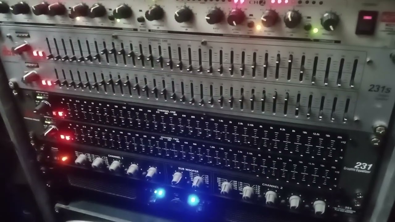 Dbx Equalizer 231s/231 sound testing - YouTube