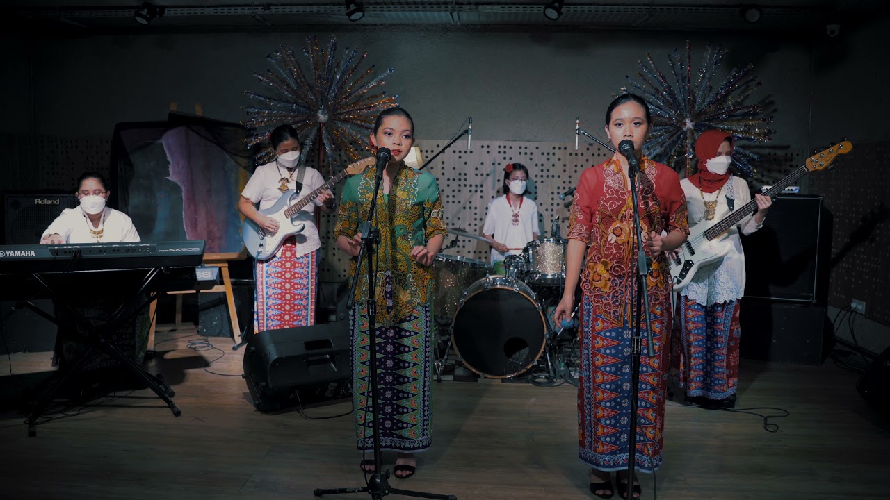 Musikalisasi Puisi_Aku Perempuan