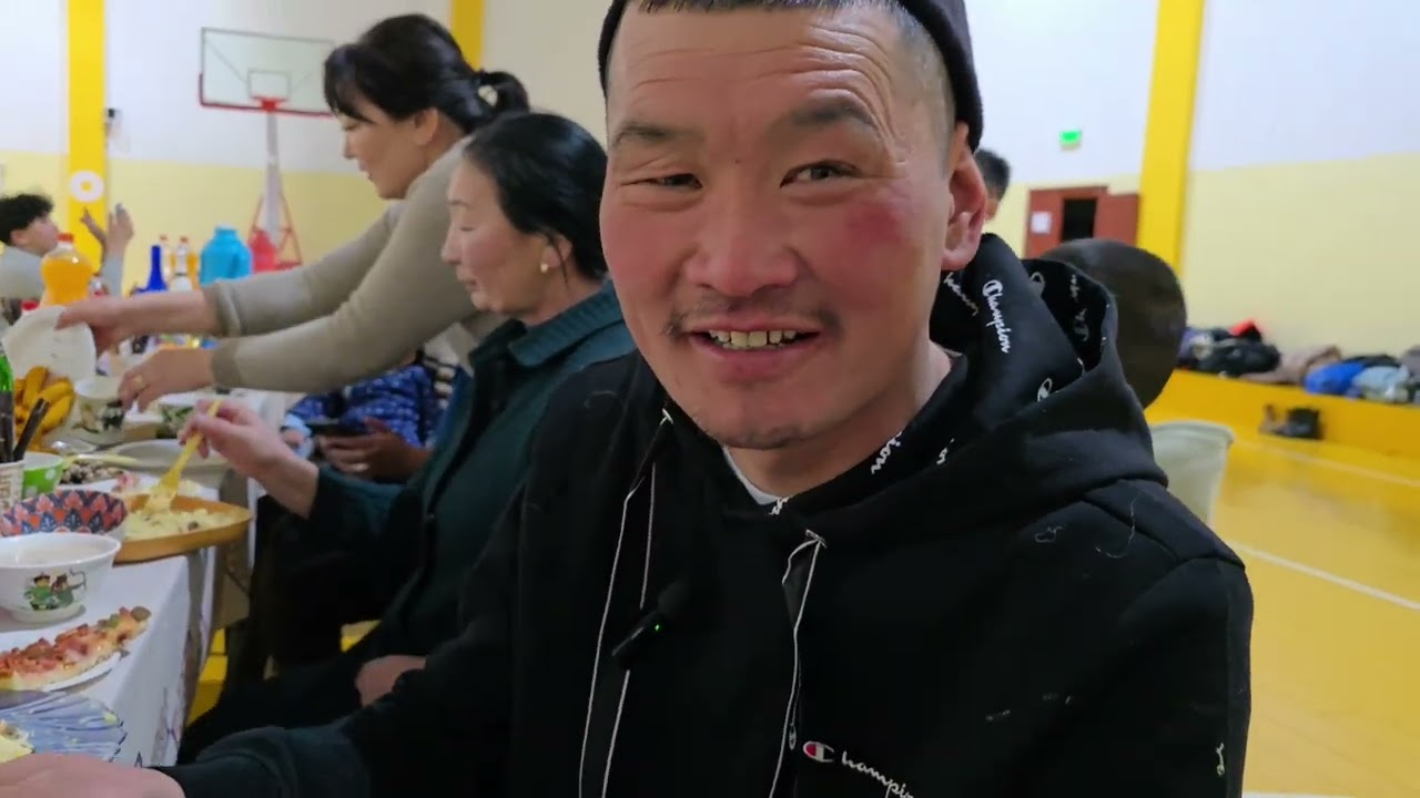 Увс аймаг сагил суманд Аюурзана ,  ХарҮрэн нарын  үр хүүхдүүдийн шинэ жил 2024-2025