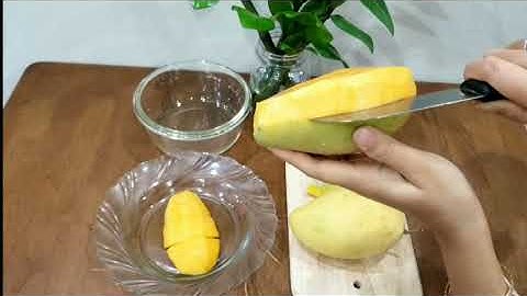Gọt xoài không sợ trượt tay/ 망고를 미끄럽지 않게 자르는 방법/ How to cut mango smartly
