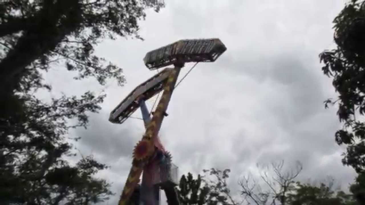 KAMIKAZE, Atracción mecánica Parque Norte, Medellin YouTube KAMIKAZE, Atracción mecánica Parque Norte, Medellin YouTube