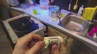 Видео 170112 Fagor Dishwasher 1LF 15IN repair - Door balancer replacement (автор: Jaroslav Jaroslavsson)