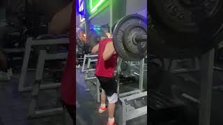 Pierna, sentadillas #motivation #fyp #gym #esfuerzo #2025 #entrenamiento