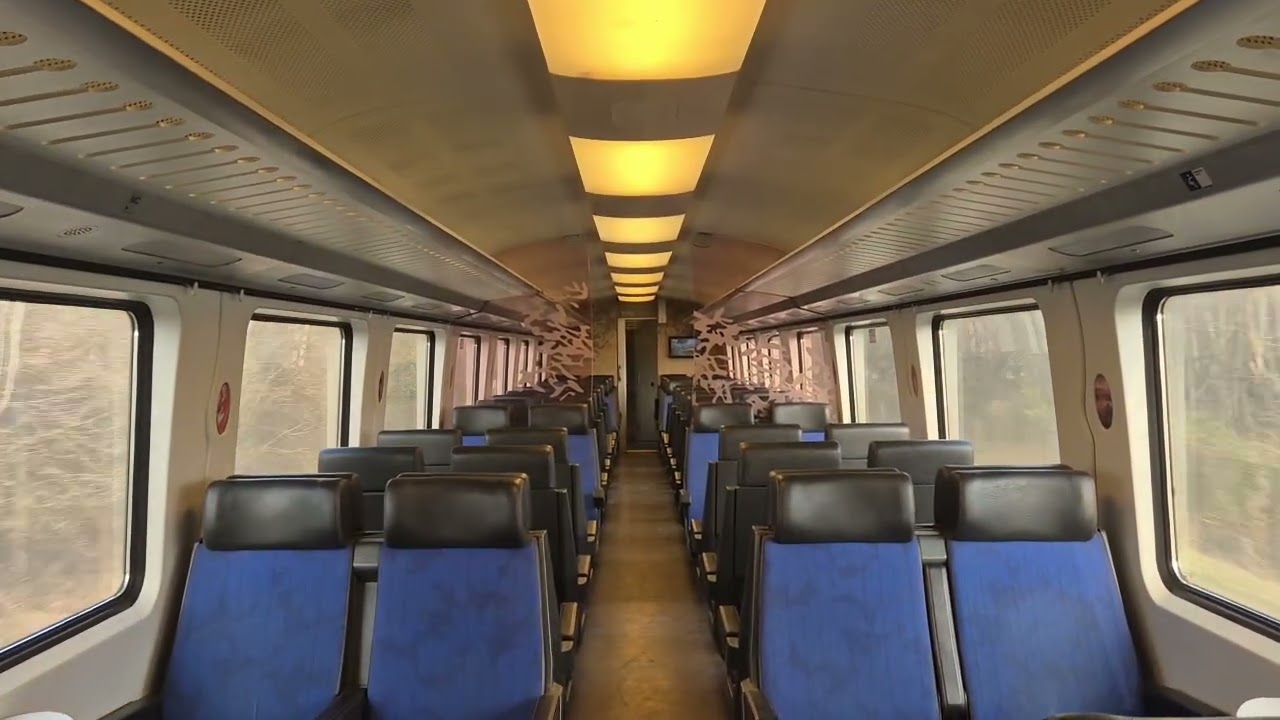 Great sound of the traction motors. 0 km/h to 140 km/h with ICM 4206 from Assen. 