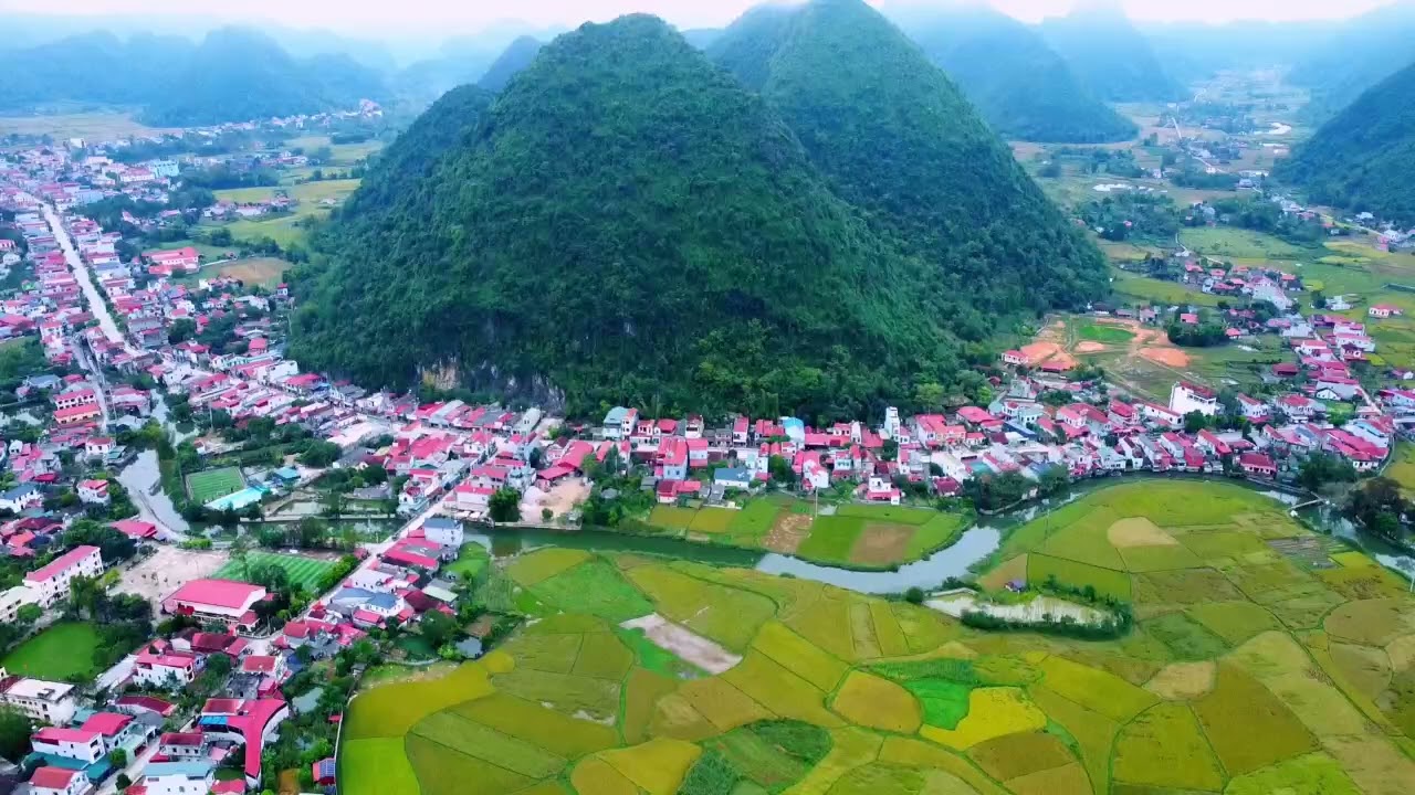 Lên đỉnh Nà Lay