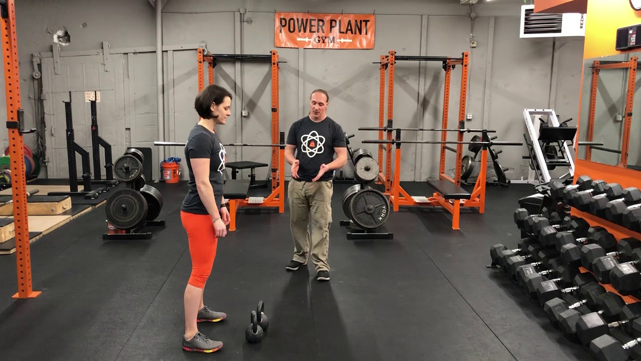 Double-Kettlebell Reverse Lunge