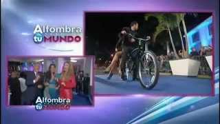 Ximena Duque Y Fabian Rios Blue Carpet Premios Tu Mundo