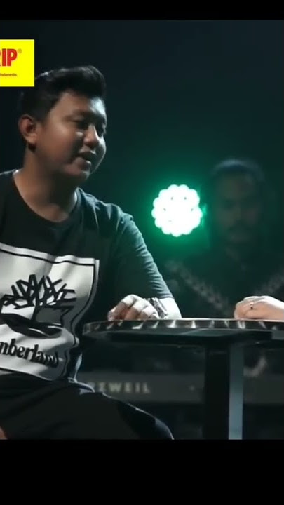 PUTUS Romantis DENNY CAKNAN DAN HAPPY ASMARA
