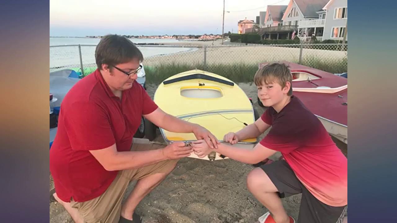 TotalBoat Wet Edge Marine Topside Paint for Boats, Fiberglass, and Wood