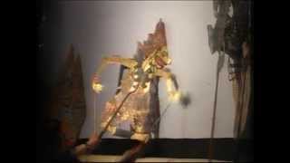 Pagelaran Wayang : Ki Enthus S, bersama M Ridho Ficardo. Lakon (Bima Krida) Part 1