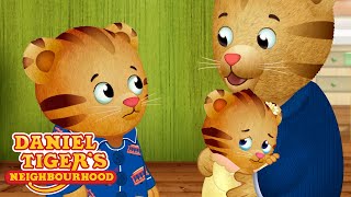 Download Lagu Baby Margaret Falls Down | Playing in a Gentle Way for Kids | Daniel Tiger MP3 Download Lagu Baby Margaret Falls Down | Playing in a Gentle Way for Kids | Daniel Tiger MP3