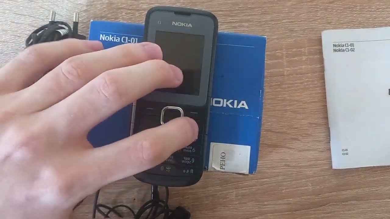 Unboxing my Nokia C1-01.