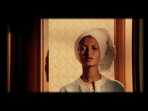 Buonanotte - Clip Ita da Una Bella Governante di Colore by Film&Clips