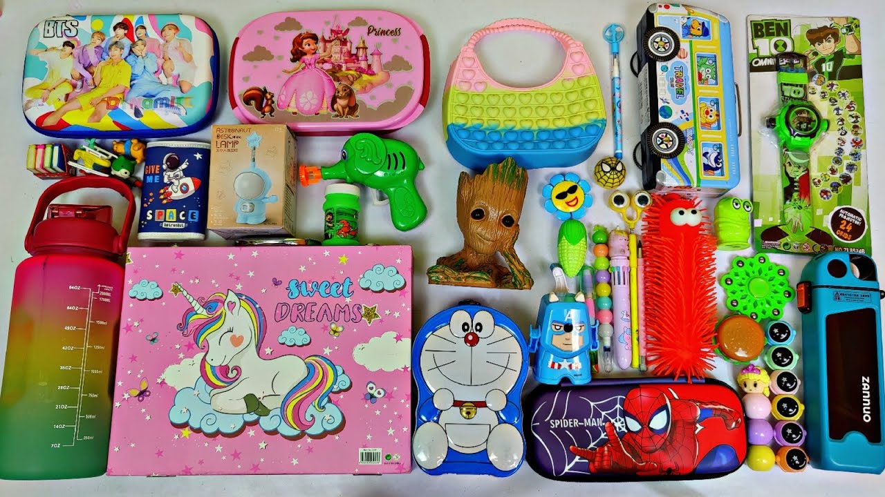 Ultimate Collection of😍Colouring Kit, Bubble Gun, Water bottle, Piggybank, Ben10 watch, Hilighter