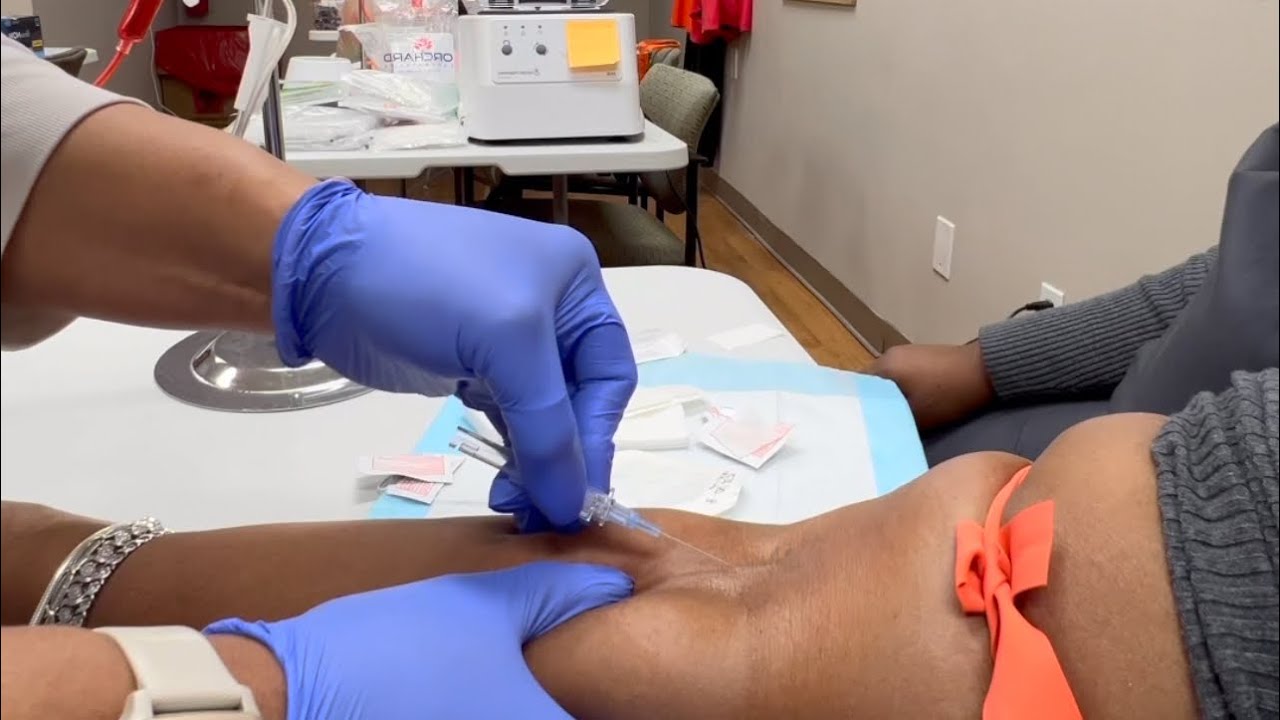 How To Start An IV 🩸 💉 - YouTube