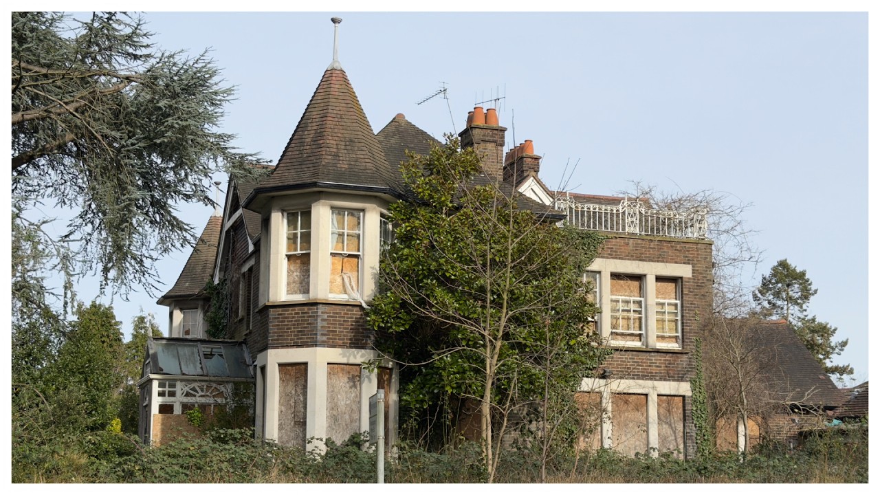 Addiscombe 275 Addiscombe Road, Croydon - Develop it, don't Demolish it! - YouTube