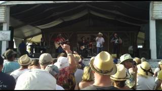 Texas Tornados - Nuevo Laredo - New Orleans Jazzfest 2012 chords