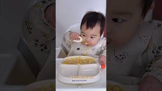 11-Month-Old Baby's Immersive Self-Feeding Experience | Zucchini and Egg Noodles #selfeating #food