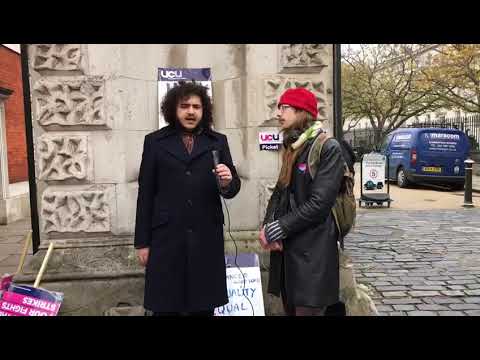Amazing folk singing by Shovel Dance Collective on Greenwich picket, 30th November 2022