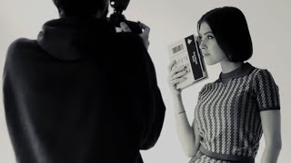 Chloé French – Messy (but French) (official visualizer)