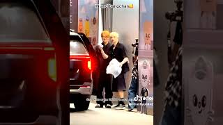 Straykids is giving certified couple vibes at SKZOO-POP UP store🤭🙈 #minsung #hyunlix #hyunbin #skz