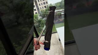 沒有擦窗機,外窗玻璃怎麼擦? 沒有擦窗機,玻璃外窗該怎麼擦,才能又快又乾淨? #擦玻璃#玻璃外窗怎麼擦#怎麼把玻璃擦乾淨#家務乾貨#生活小技巧