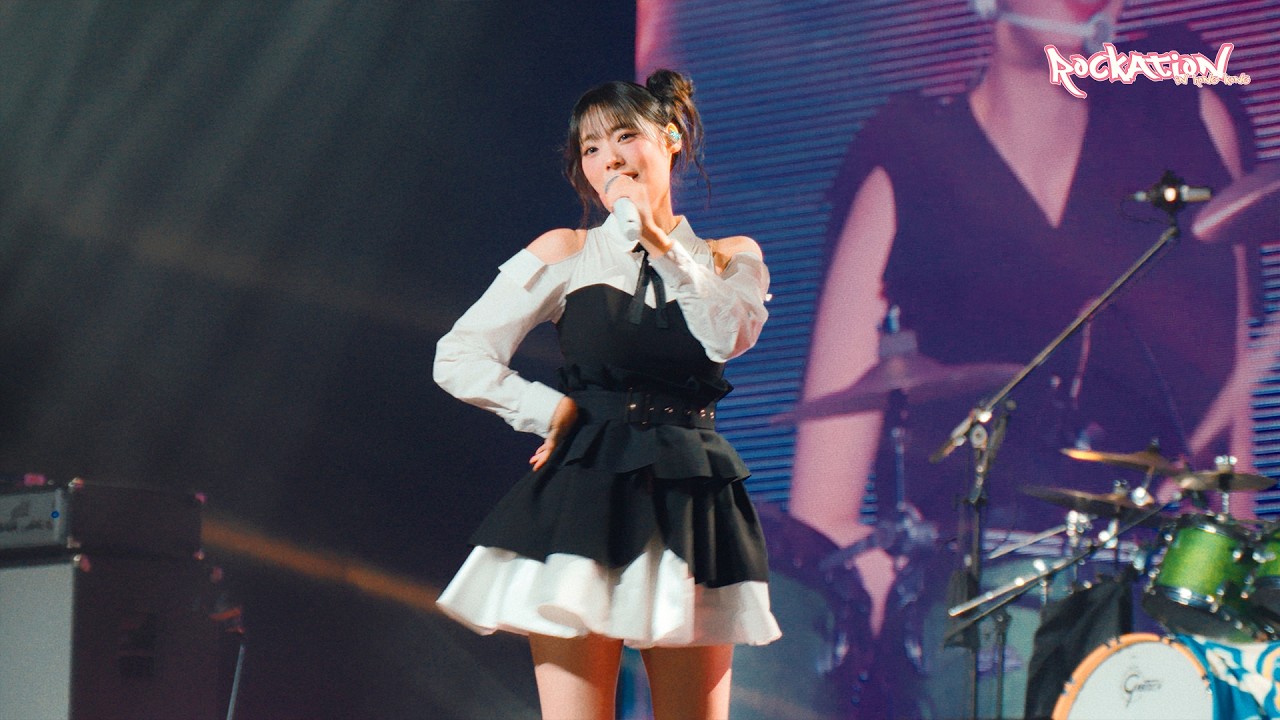 QWER 'D-Day' STAGE CAM l 2025 QWER 1ST WORLD TOUR [ROCKATION] in HONG KONG