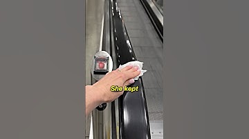 De grove waarheid over roltrappen #shorts