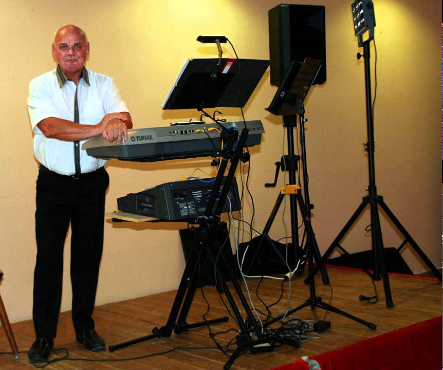 Alleinunterhalter Der Bayerische Hans Youtube