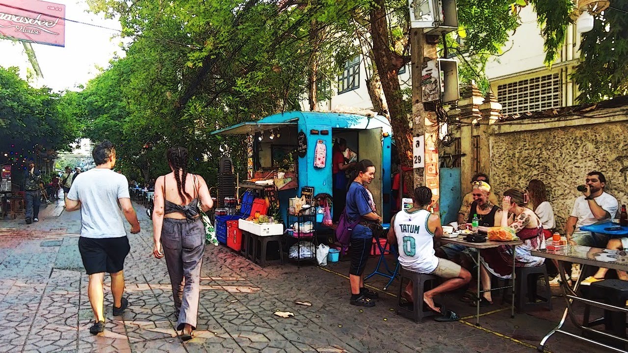 Старый город Бангкока: в частности, Раттанакосин | Уличные бары, уличная еда, ночная жизнь | Улиц...
