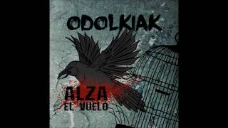 Video thumbnail of "ODOLKIAK-ALZA EL VUELO (Feat  Javi Psikotropik)"