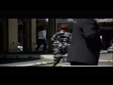 شوف ميشو الحاوي هرب ازي من الشرطة اللبنانية وهو بيثب الخواجة اللي معاه الماسة