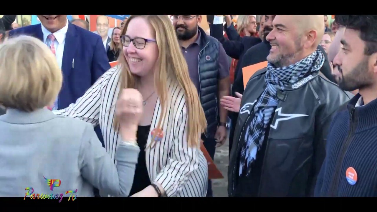 Parwaaz Rachel Nautley in Jasbir Office