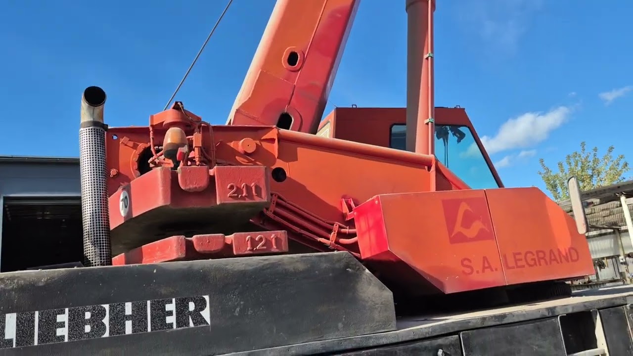 Liebherr UTM 526