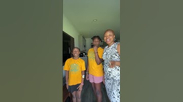 Je gaat dit spelletje Simon zegt👀 shorts verliezen #viraal #trend #youtubeshorts #grappig