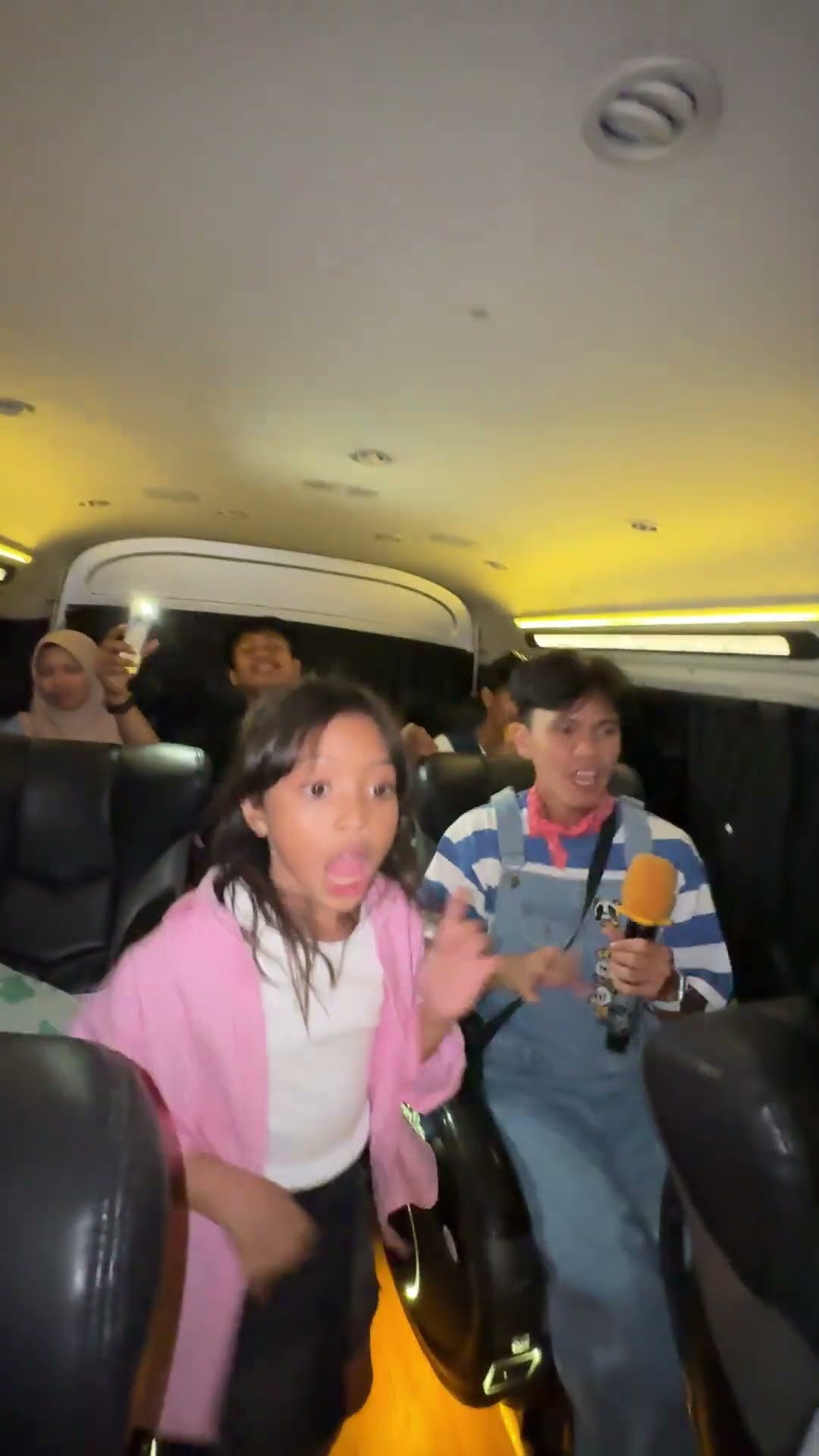GA NYANGKA ‼️SUARA LEIKA MERDU KARAOKE DI MOBIL #leika #shorts #viralvideo