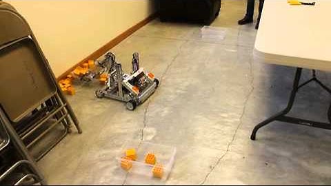 FTC Block Party Prototyping - Loader bucket/Slide hang