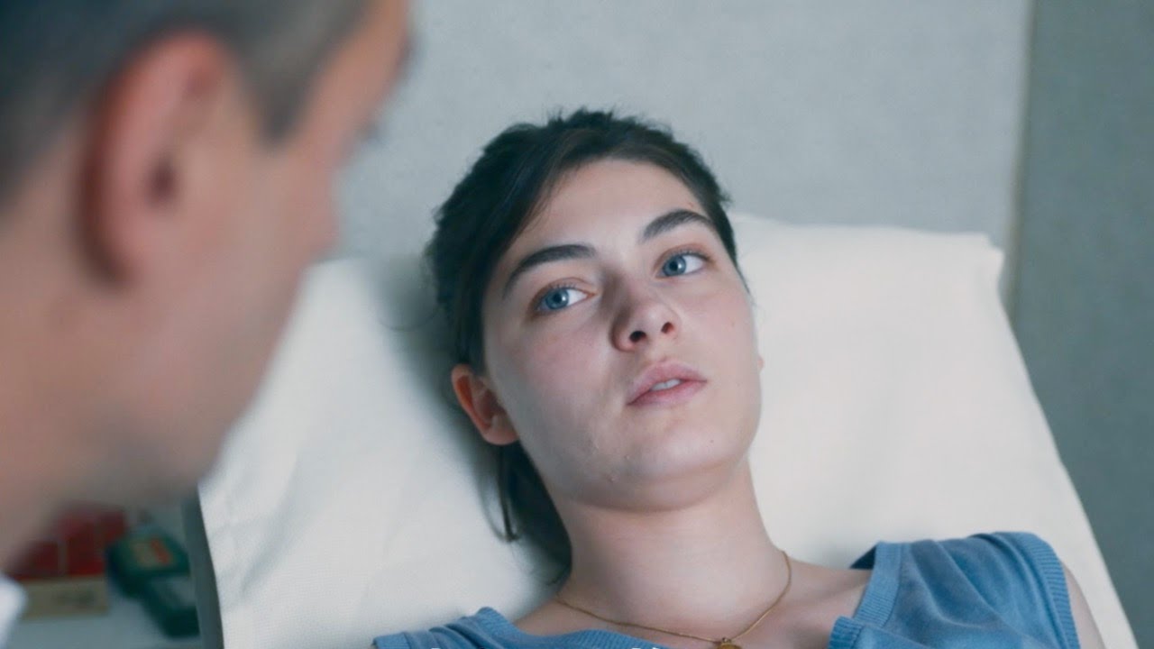 望まぬ妊娠をした大学生がたった一人で戦う12週間 映画 あのこと 予告編 Youtube