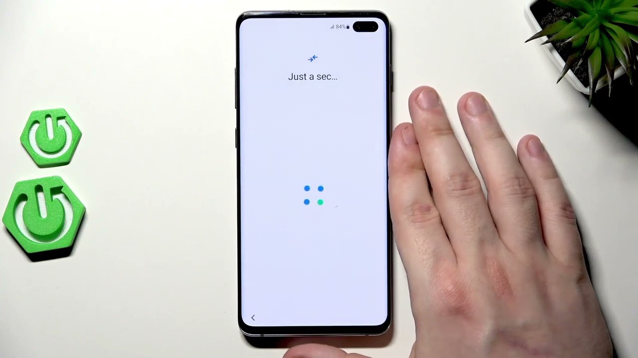 SAMSUNG Galaxy S10+ ブートローダーをアンロックする方法 - YouTube