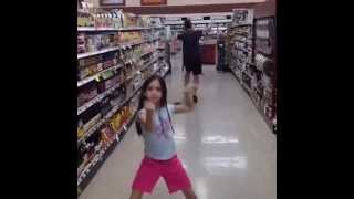 When your favorite song comes on while grocery shopping... #Best #Vine