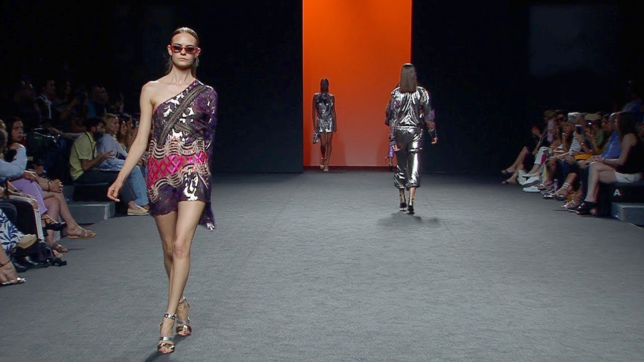 Custo Barcelona | Spring Summer 2019 Full Fashion Show | Exclusive