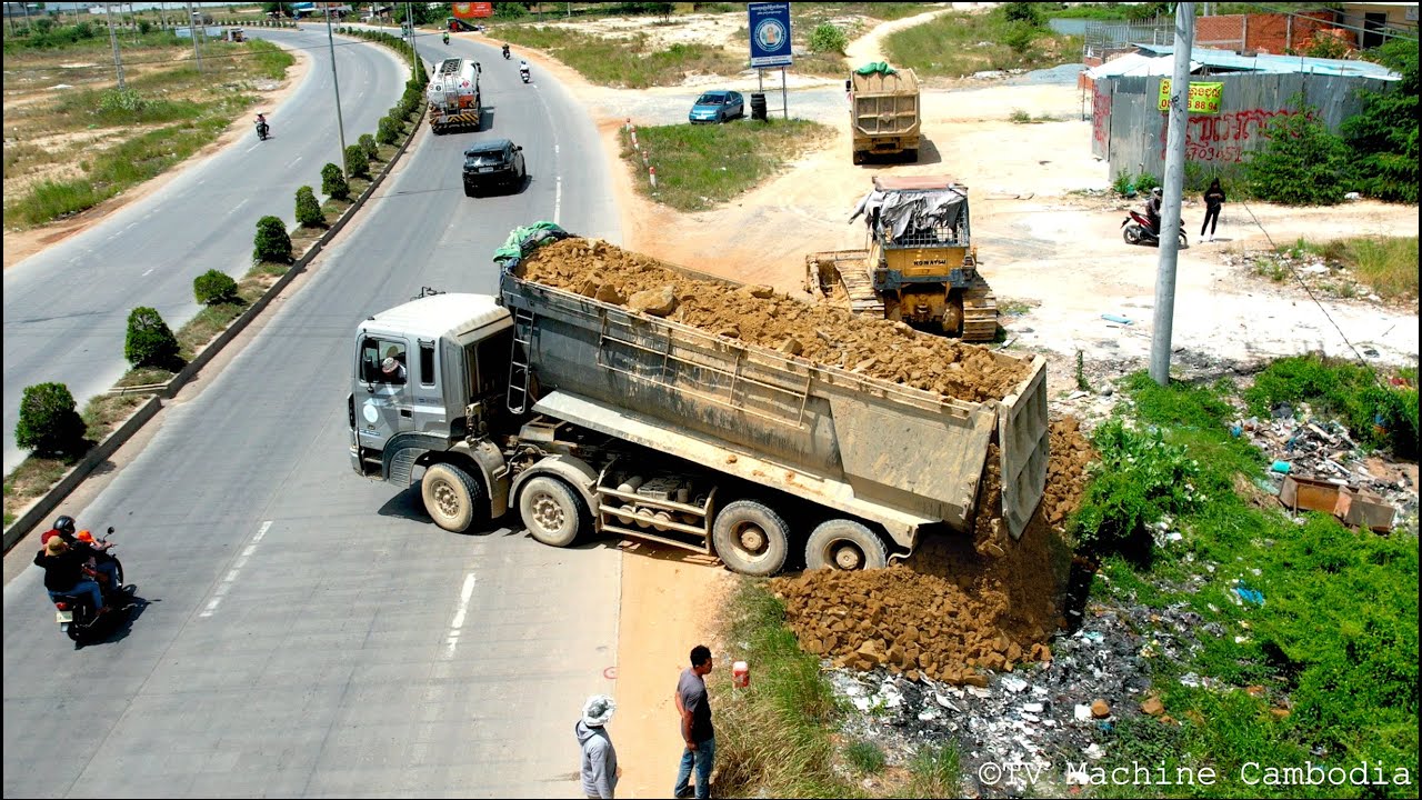 Incredible Moment HYUNDAI Dump Truck Pour Stone Out Of The Near Highway Road & Dozer Leveling Stone