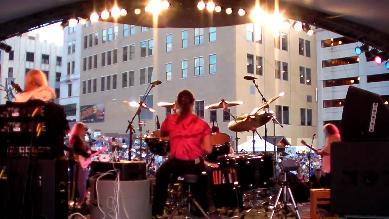 OHIO a CSN&Y Tribute Band Lock 3 Akron, Ohio 5/28/10 performing "Woodstock"