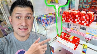 What Happens if you put a KNIFE in a Claw Machine?!