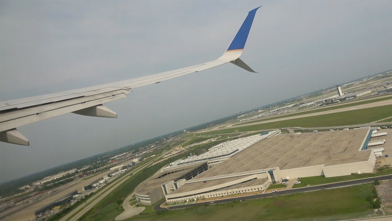 United Airlines Boeing 737-800 w/ WINGLETS SUNNY Takeoff + Taxi from