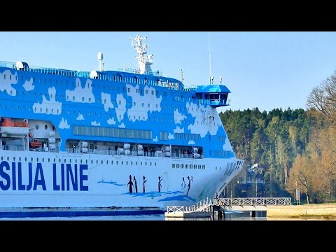 Cruise ferry Silja Galaxy departures Port of Turku | Tallink Silja Line