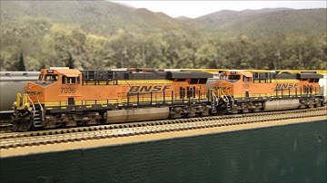 Custom Weathered MTH BNSF ES44C4